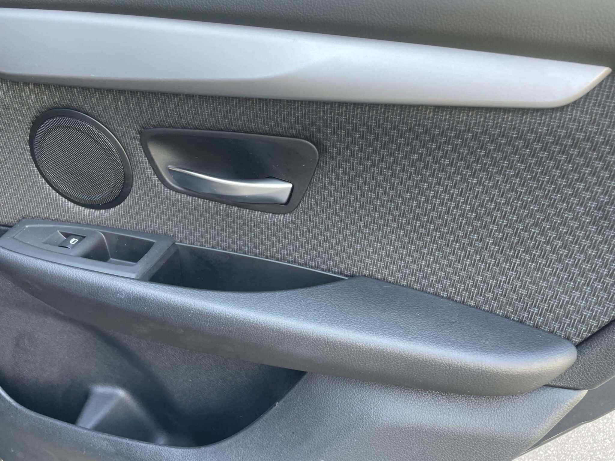 bmw-218-euro-6-automatico-eccellenti-condizioni-37-scaled