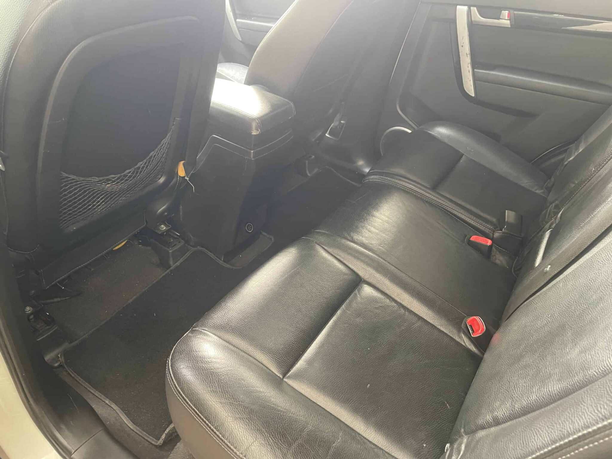 chevrolet-captiva-7-posti-interni-in-pelle-13-chevrolet-captiva-2011-7-posti-die