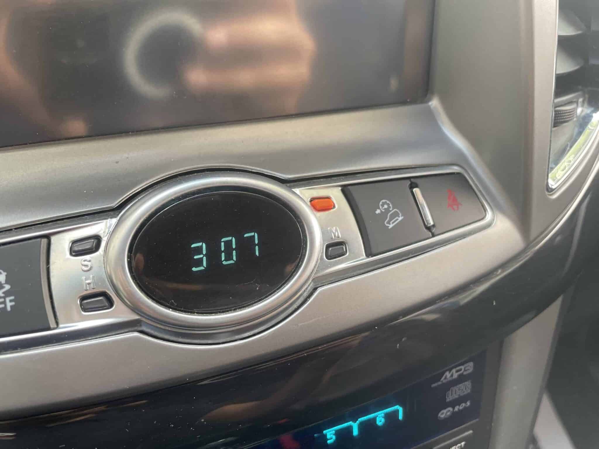 chevrolet-captiva-7-posti-interni-in-pelle-19-chevrolet-captiva-2011-7-posti-die