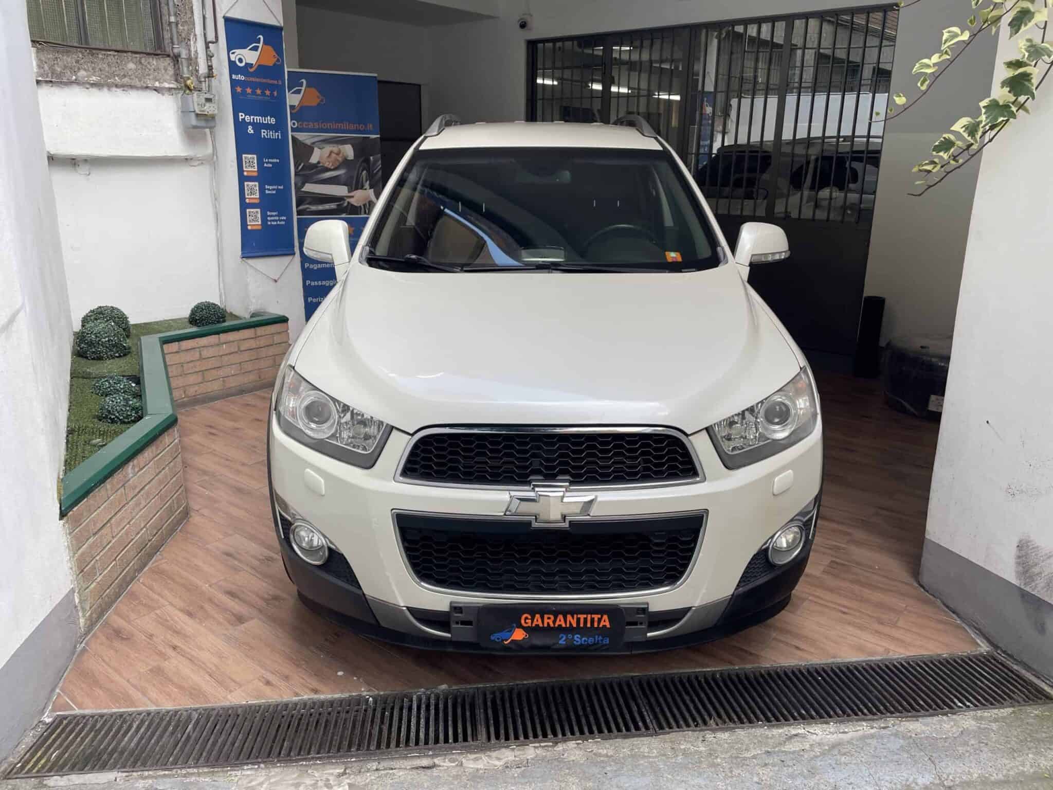chevrolet-captiva-7-posti-interni-in-pelle-2-chevrolet-captiva-2011-7-posti-dies