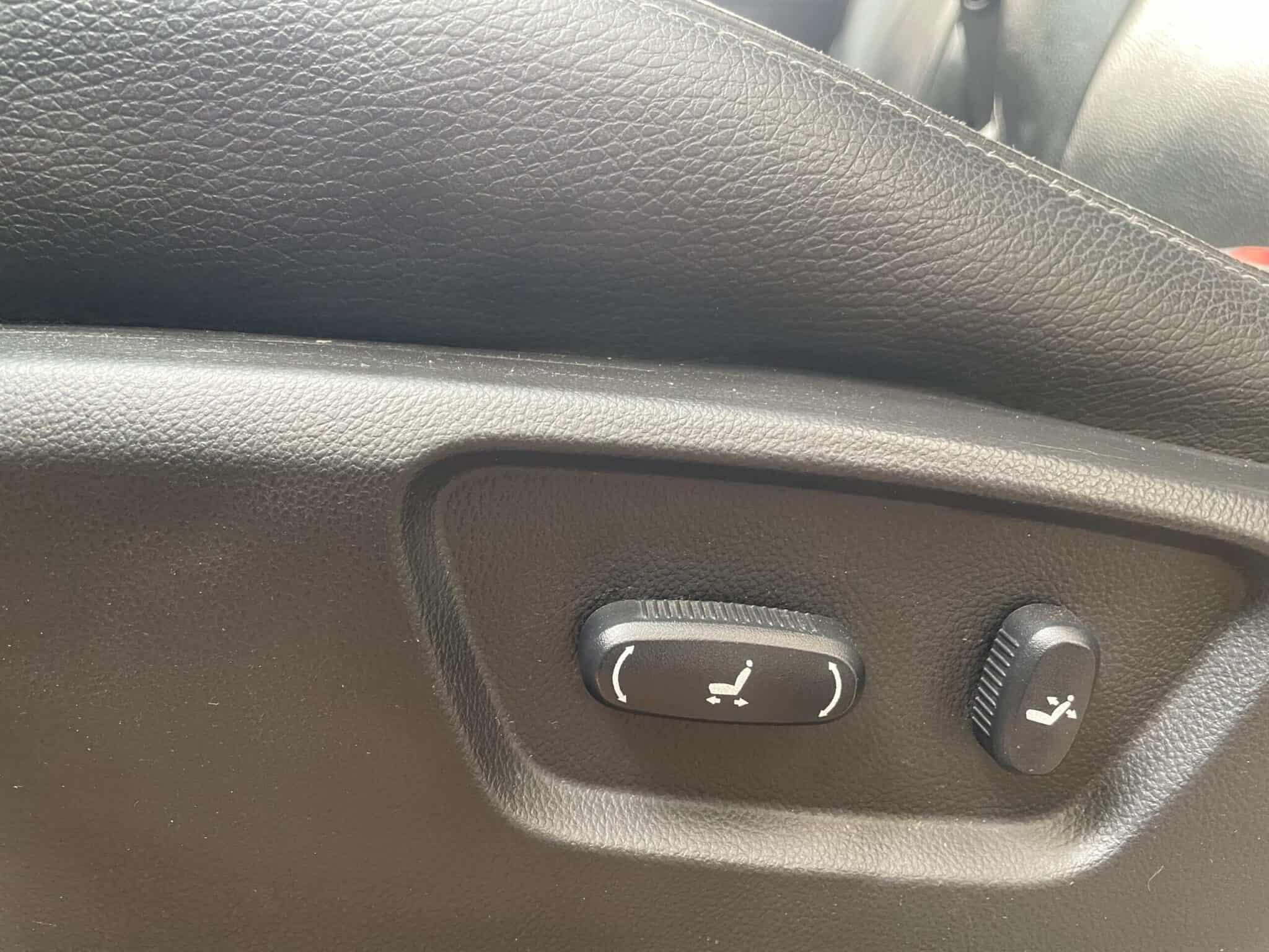 chevrolet-captiva-7-posti-interni-in-pelle-25-chevrolet-captiva-2011-7-posti-die