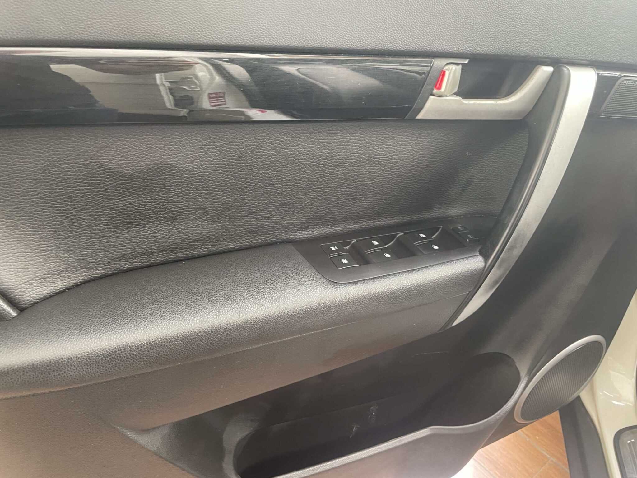 chevrolet-captiva-7-posti-interni-in-pelle-37-scaled