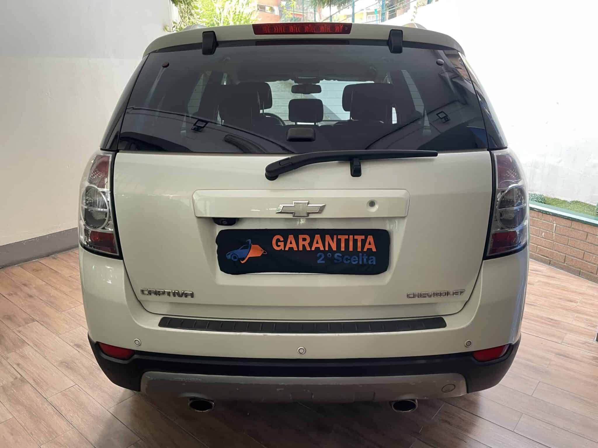 chevrolet-captiva-7-posti-interni-in-pelle-8-chevrolet-captiva-2011-7-posti-dies