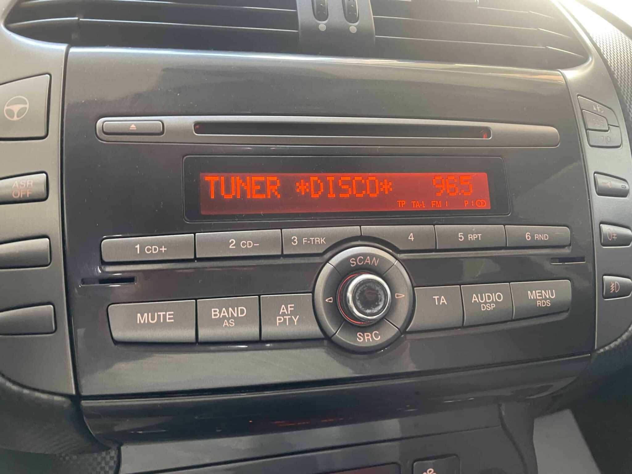 fiat-bravo-sport-150cv-16-fiat-bravo-2008-benzina-sport-150cv-accessori-scaled