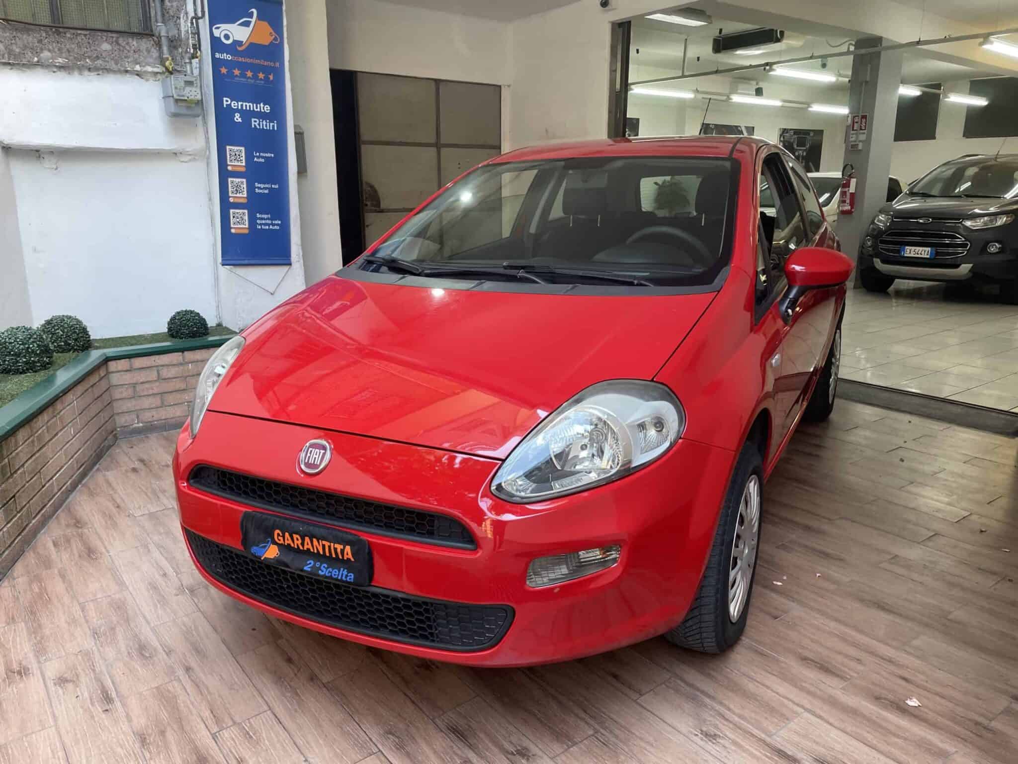 fiat-punto-neopatentati-benzinametano-2-fiat-punto-2013-metano-neopatentati-scal (1)