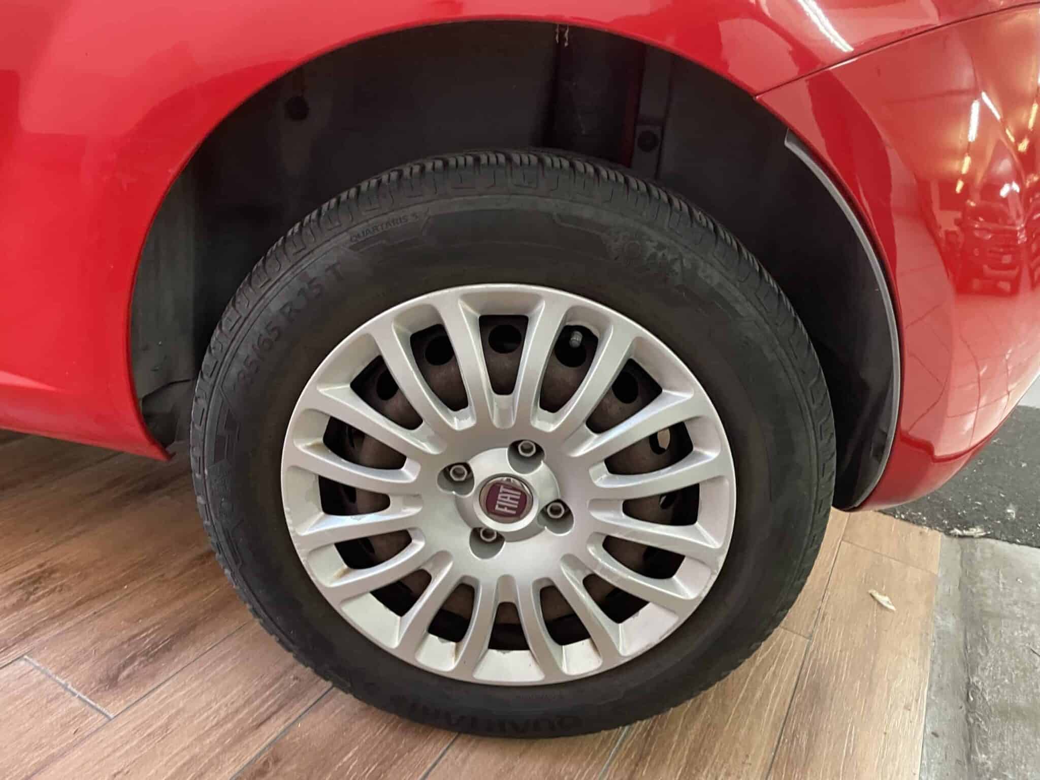 fiat-punto-neopatentati-benzinametano-42-scaled