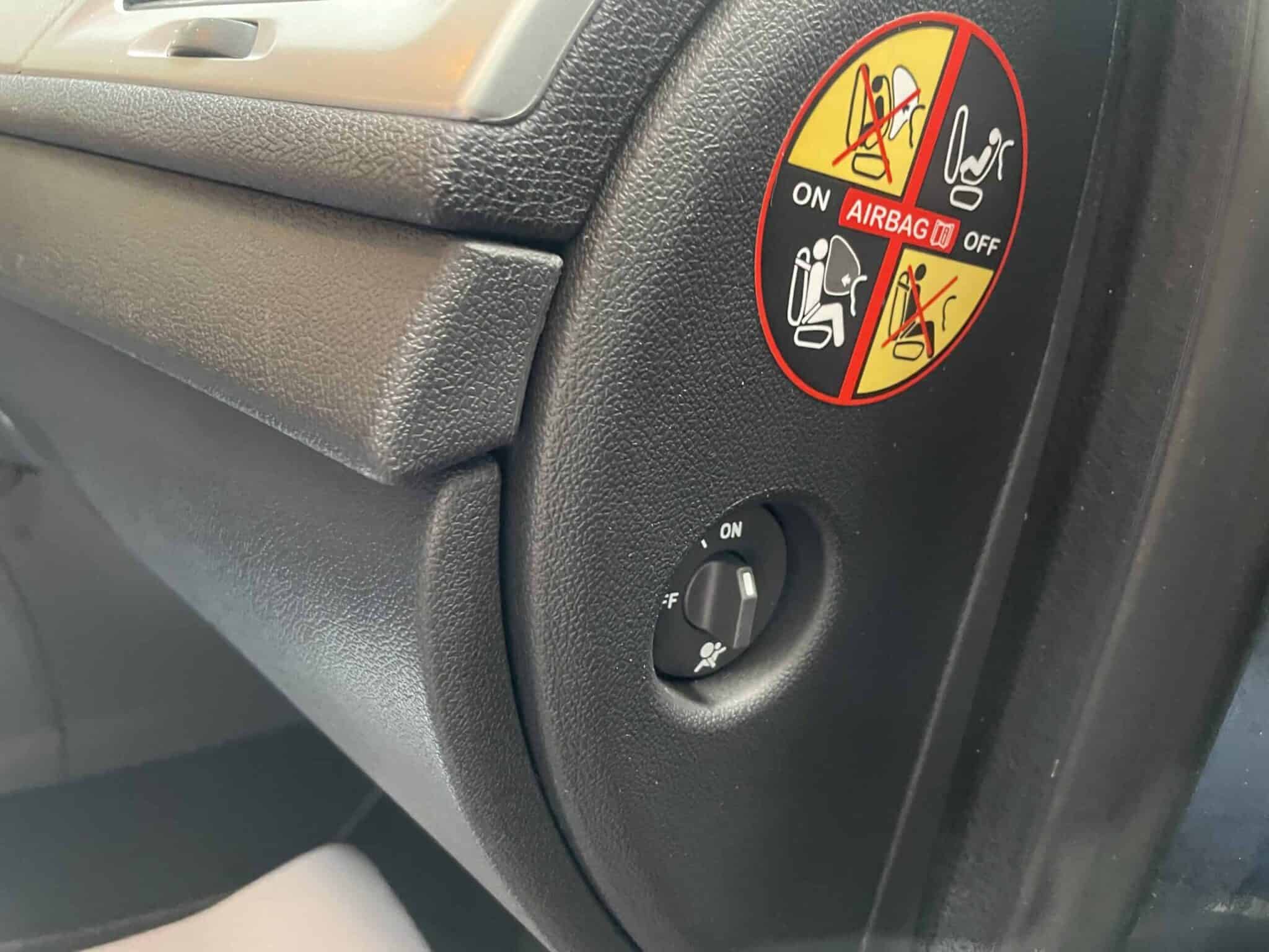 renault-megane-sw-spaziosa-buone-condizioni-16renault-megane-diesel-2009-sw-acce