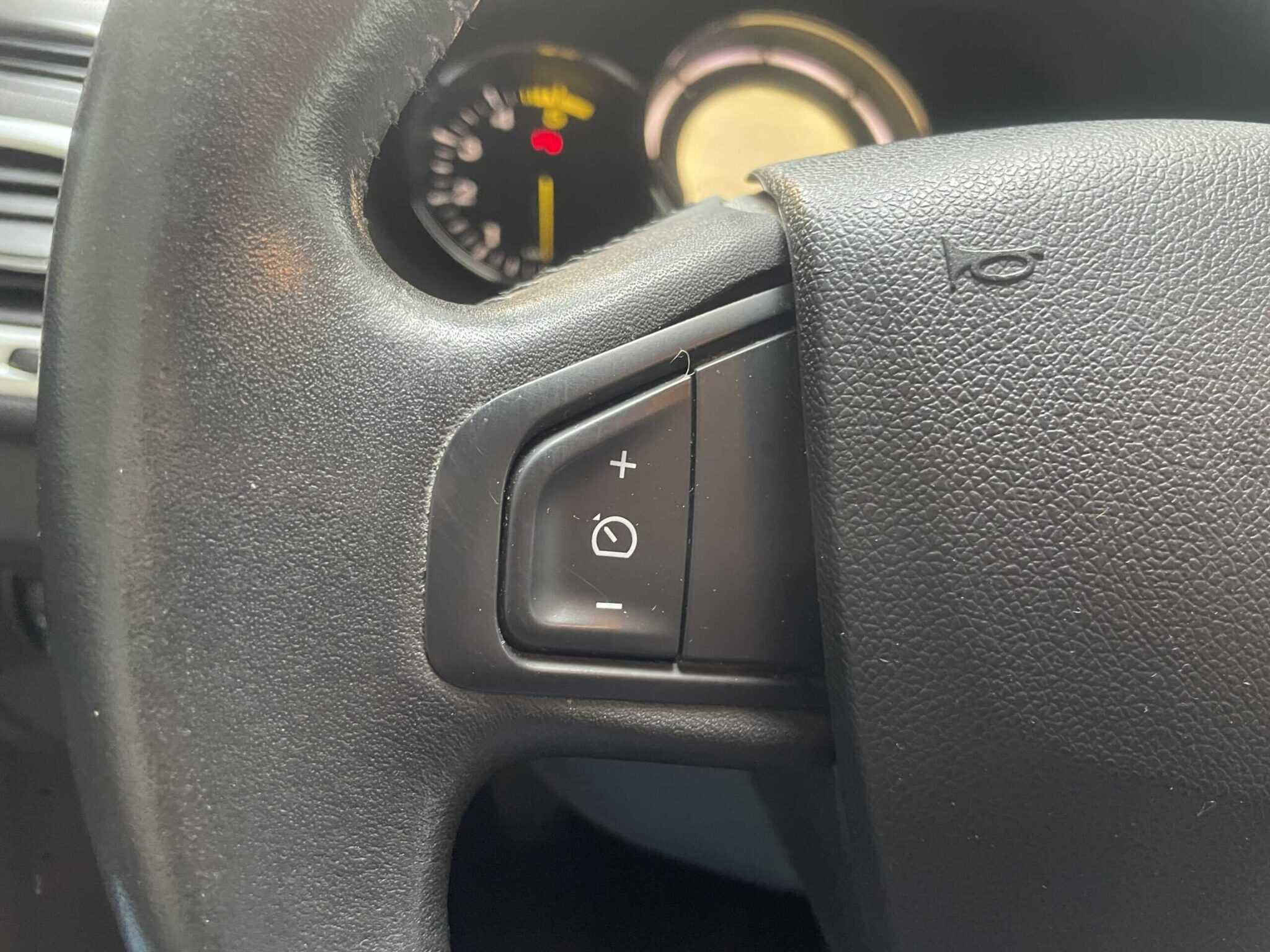 renault-megane-sw-spaziosa-buone-condizioni-22renault-megane-diesel-2009-sw-acce