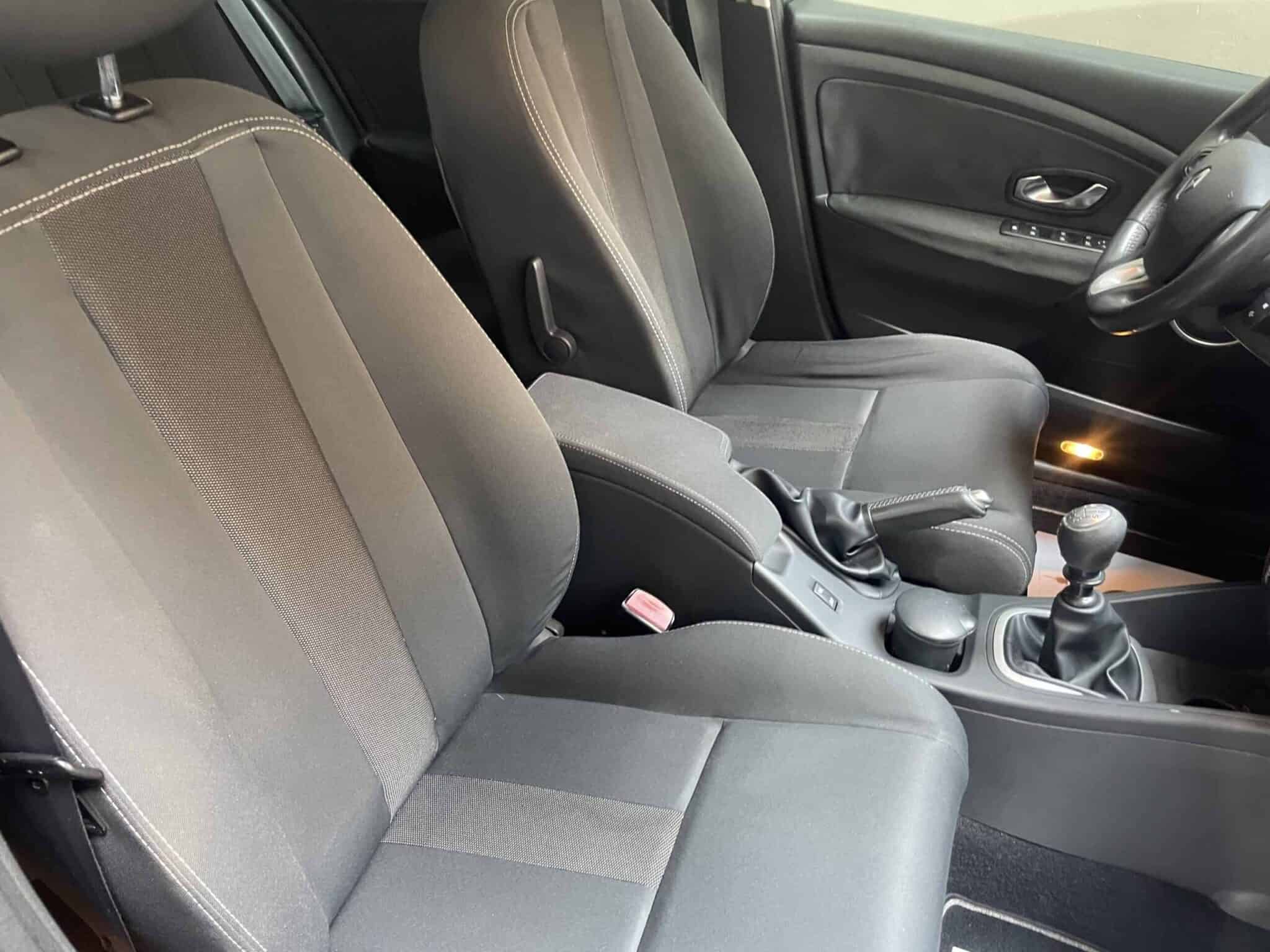 renault-megane-sw-spaziosa-buone-condizioni-41-scaled