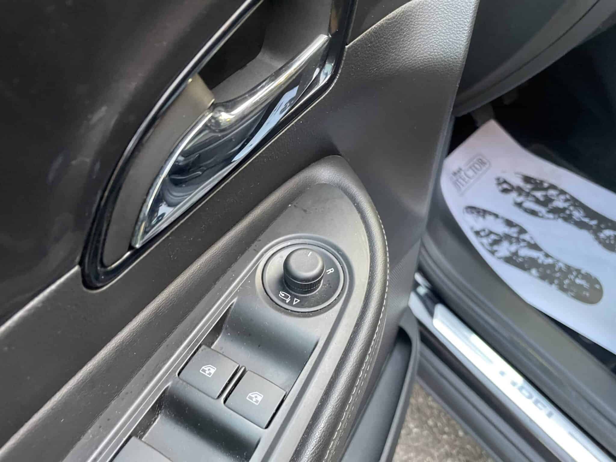 opel-mokka-x-90e-al-mese-tagliandi-certificati-23-opel-mokka-x-2018-benzina-neopatentati-accessori-scaled