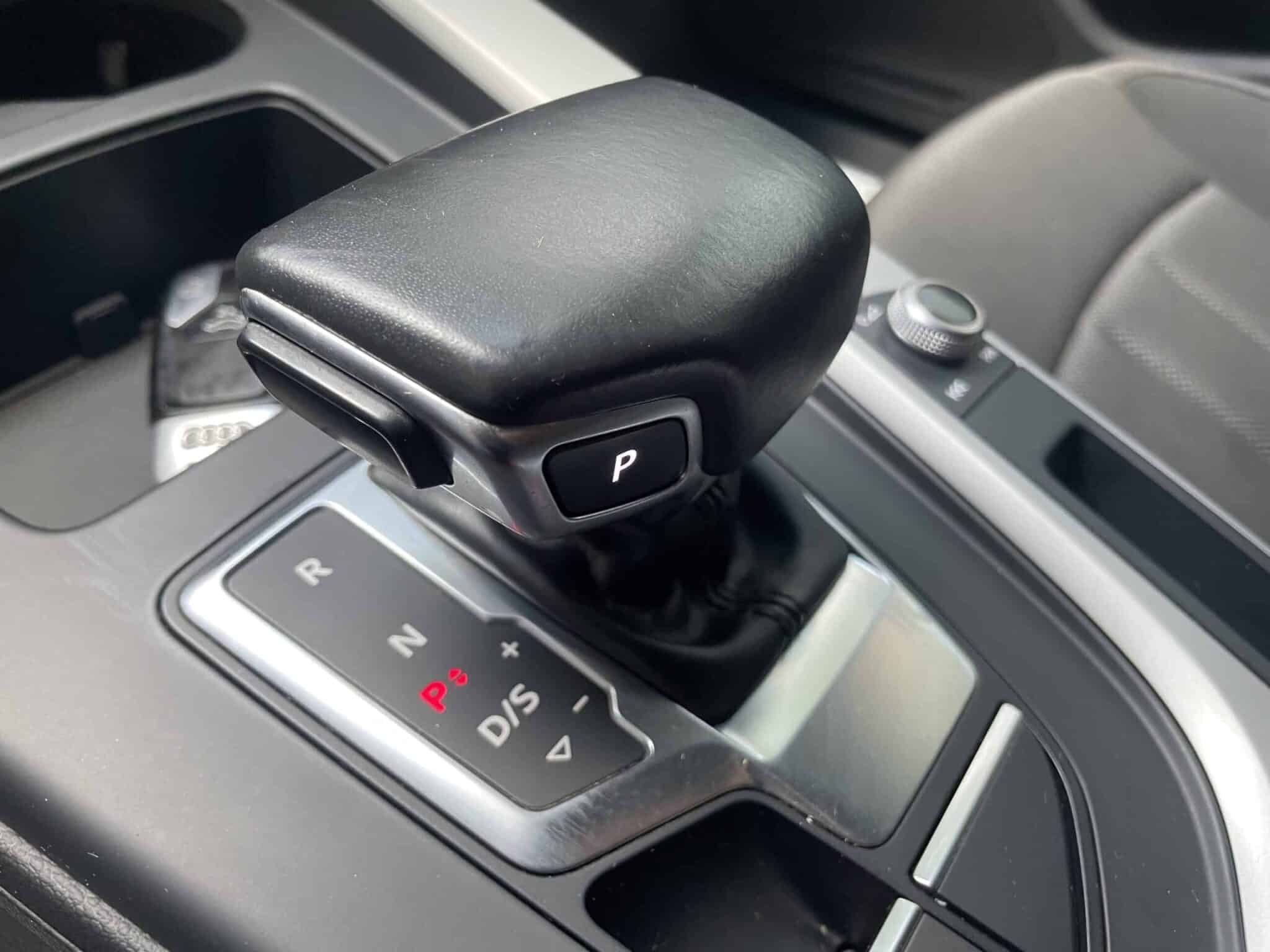 audi-a4-unico-proprietario-tagliandi-certificati-22-audi-a4-avant-2022-hybrida-d