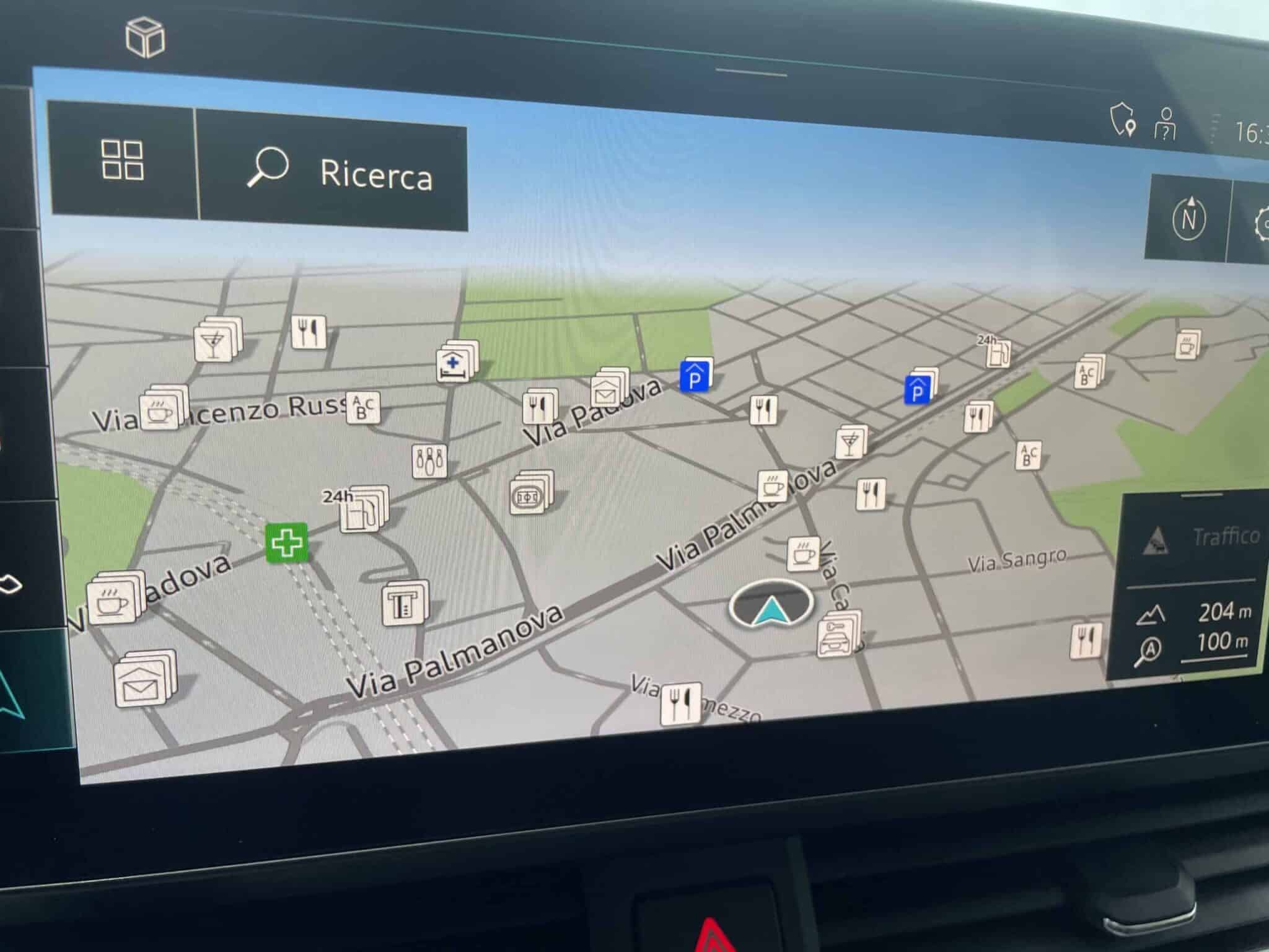 audi-a4-unico-proprietario-tagliandi-certificati-25-audi-a4-avant-2022-hybrida-d