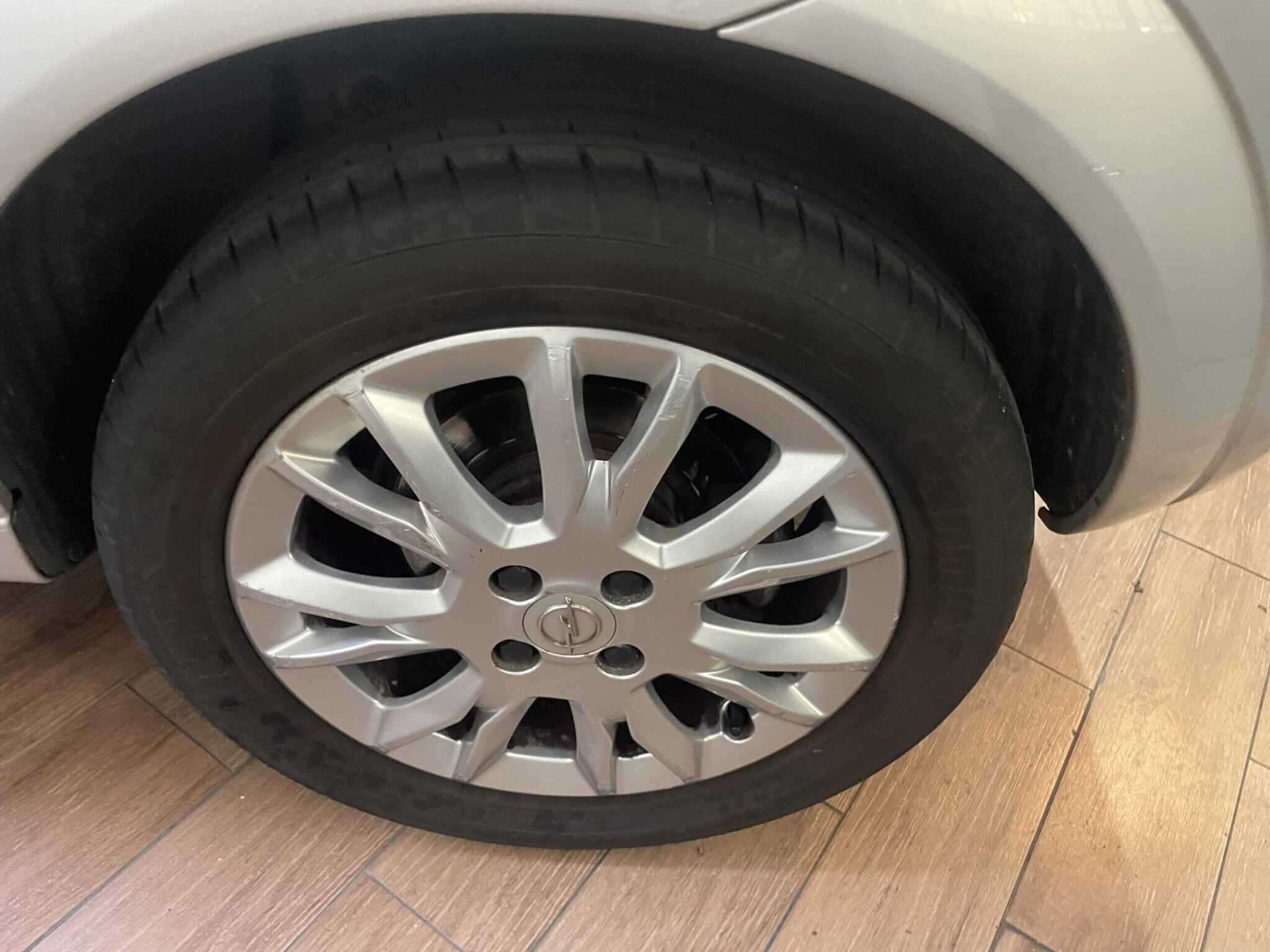 opel-meriva-1-3-multijet-neopatentati-33-scaled