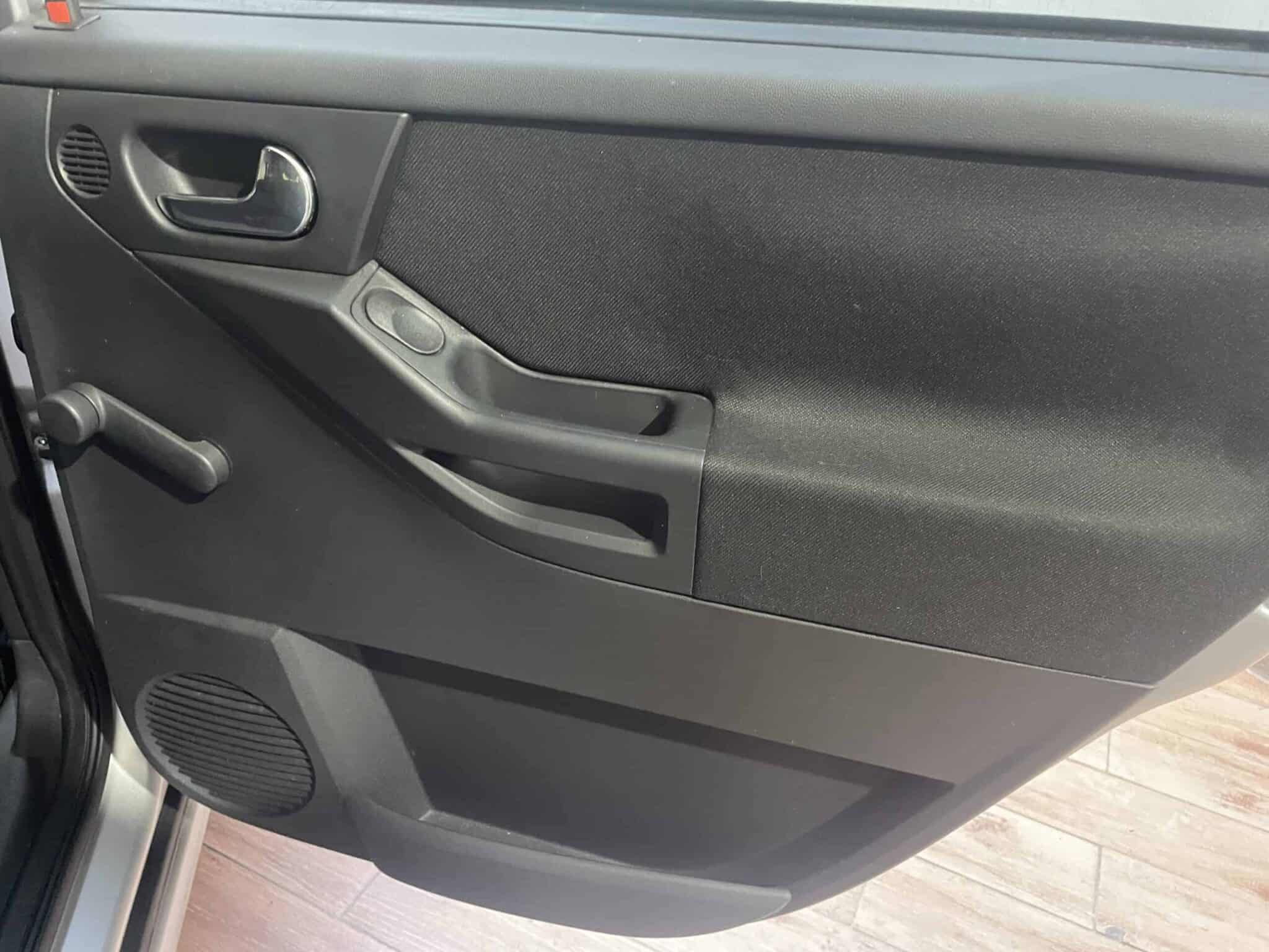 opel-meriva-1-3-multijet-neopatentati-36-scaled