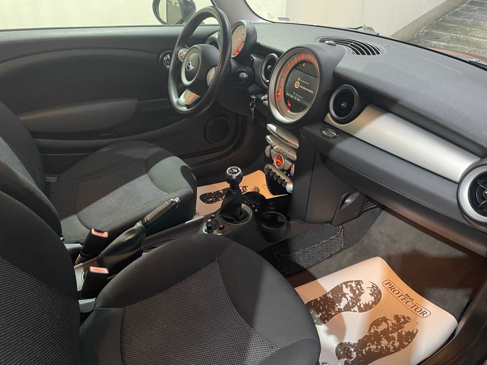 10 mini one 2007 benzina neopatentati