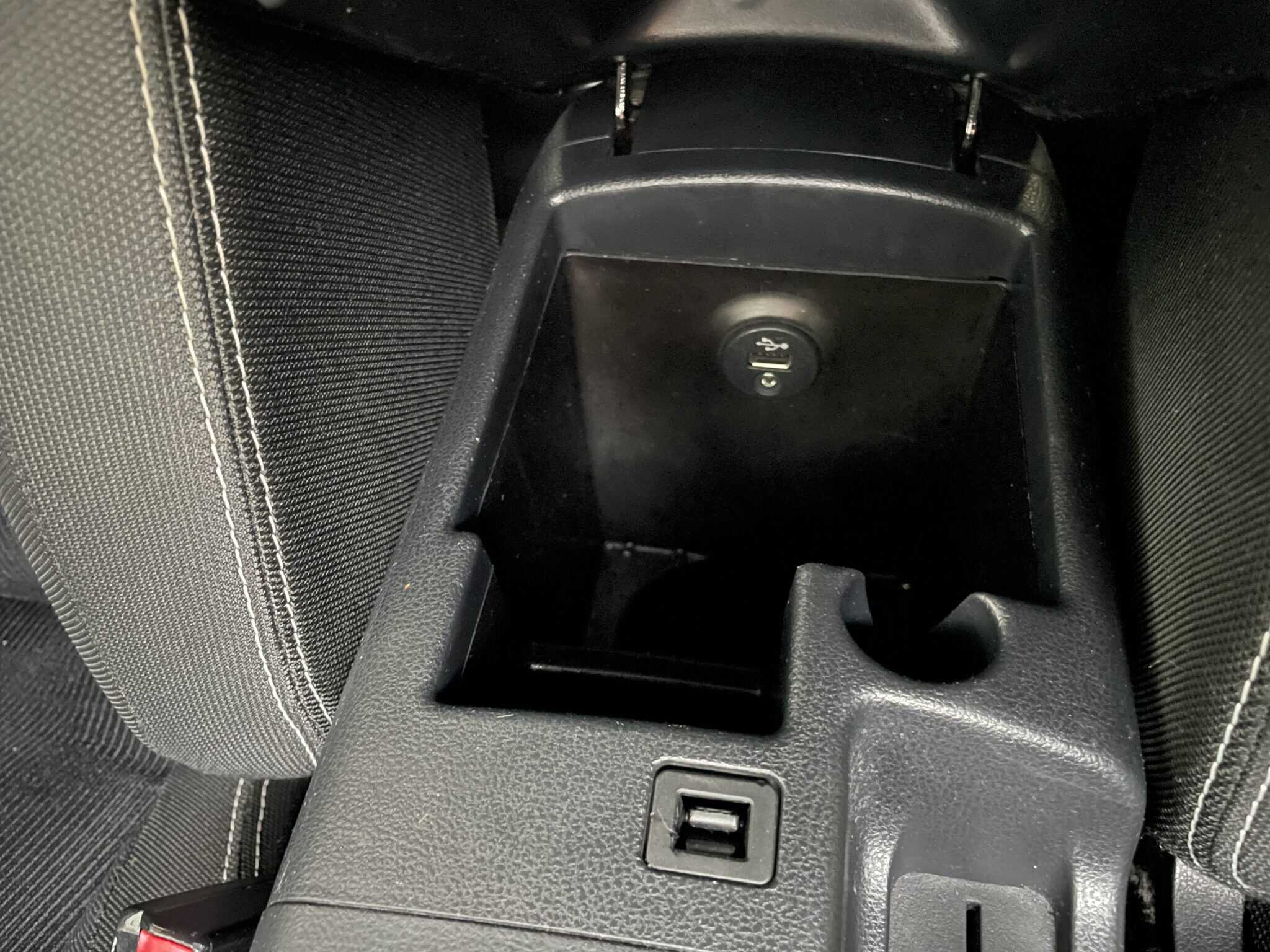 26 nissan qashqai 2013 diesel unico proprietario accessori