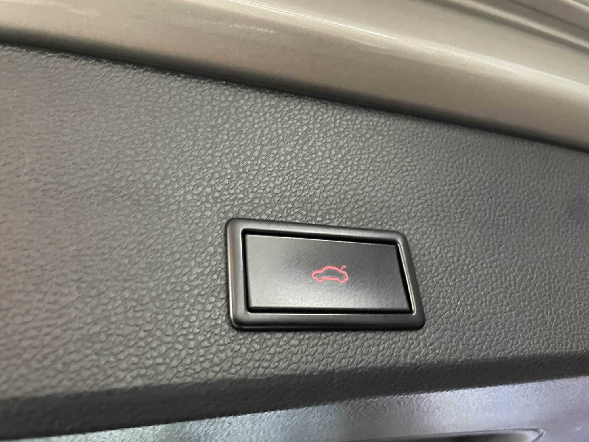 seat-ateca-150e-al-mese-automatico-unico-proprietario-25-seat-ateca-2017-benzina