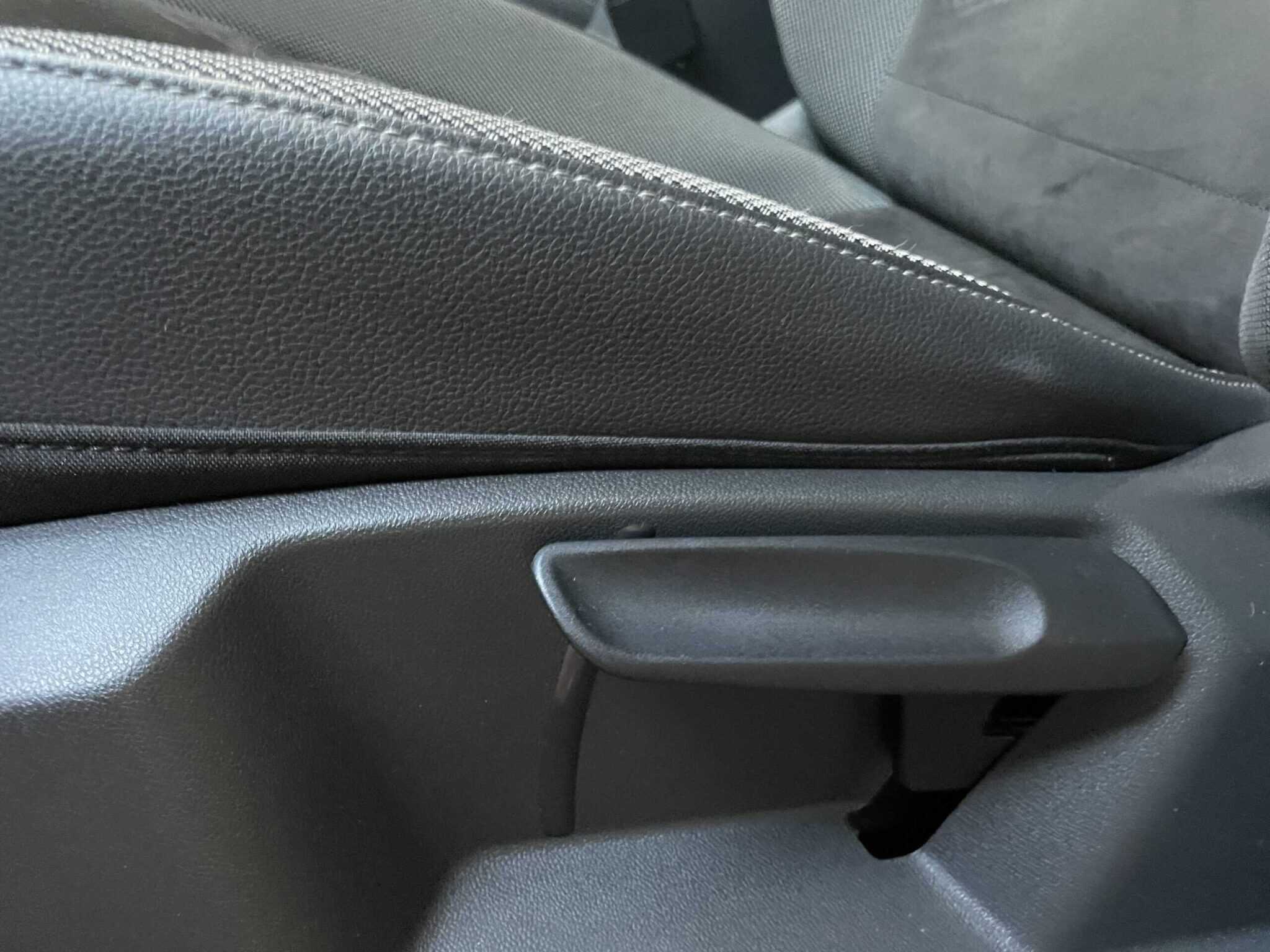 seat-ateca-150e-al-mese-automatico-unico-proprietario-26-seat-ateca-2017-benzina