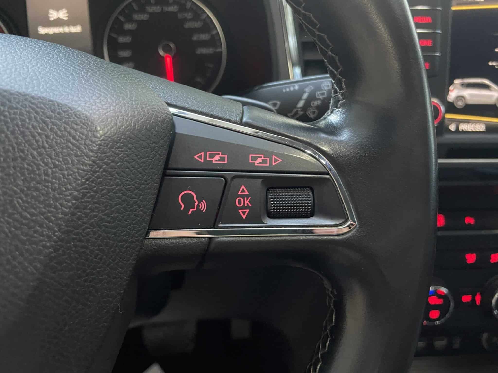 seat-ateca-150e-al-mese-automatico-unico-proprietario-30-seat-ateca-2017-benzina