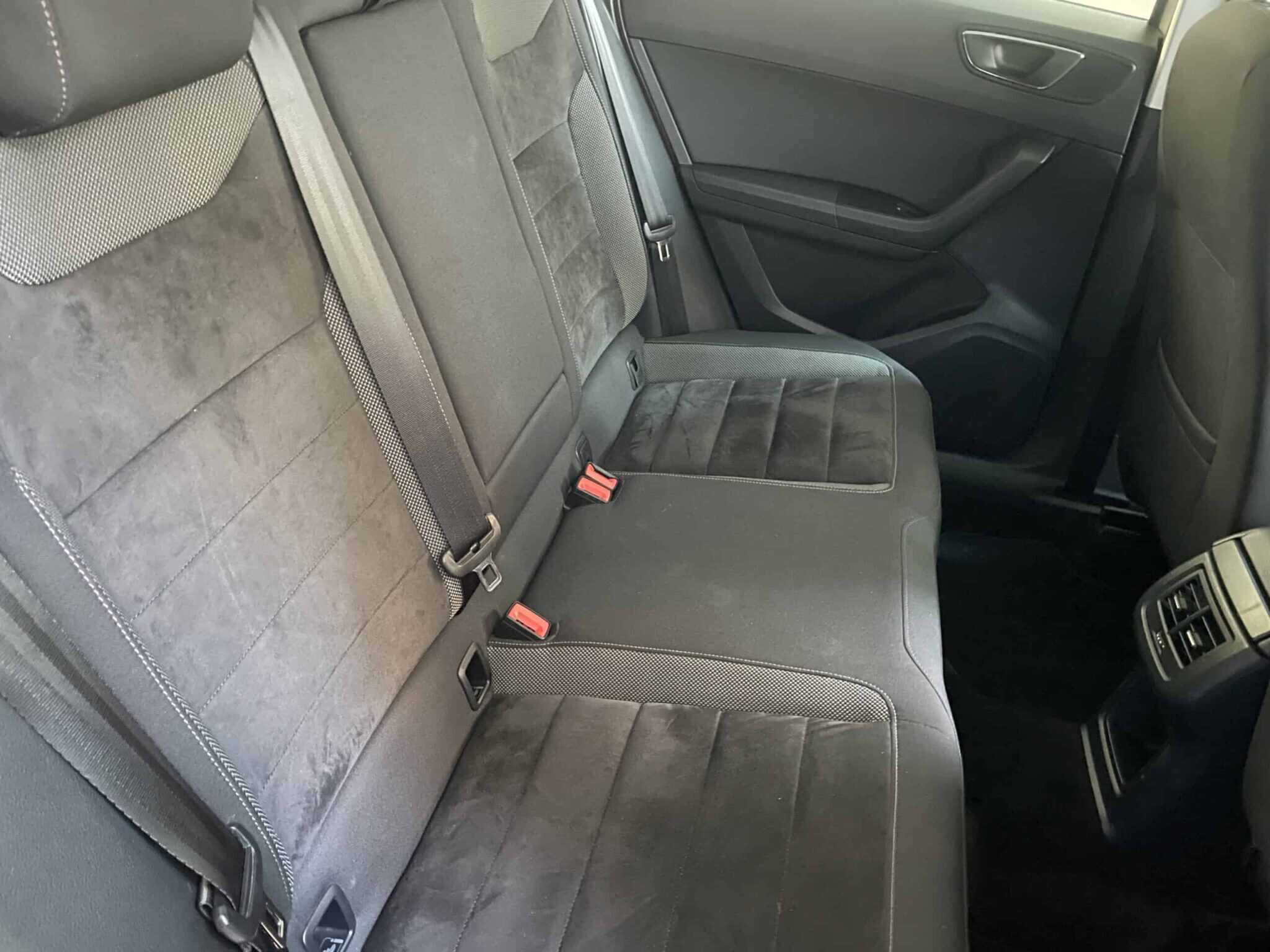 seat-ateca-150e-al-mese-automatico-unico-proprietario-60-scaled