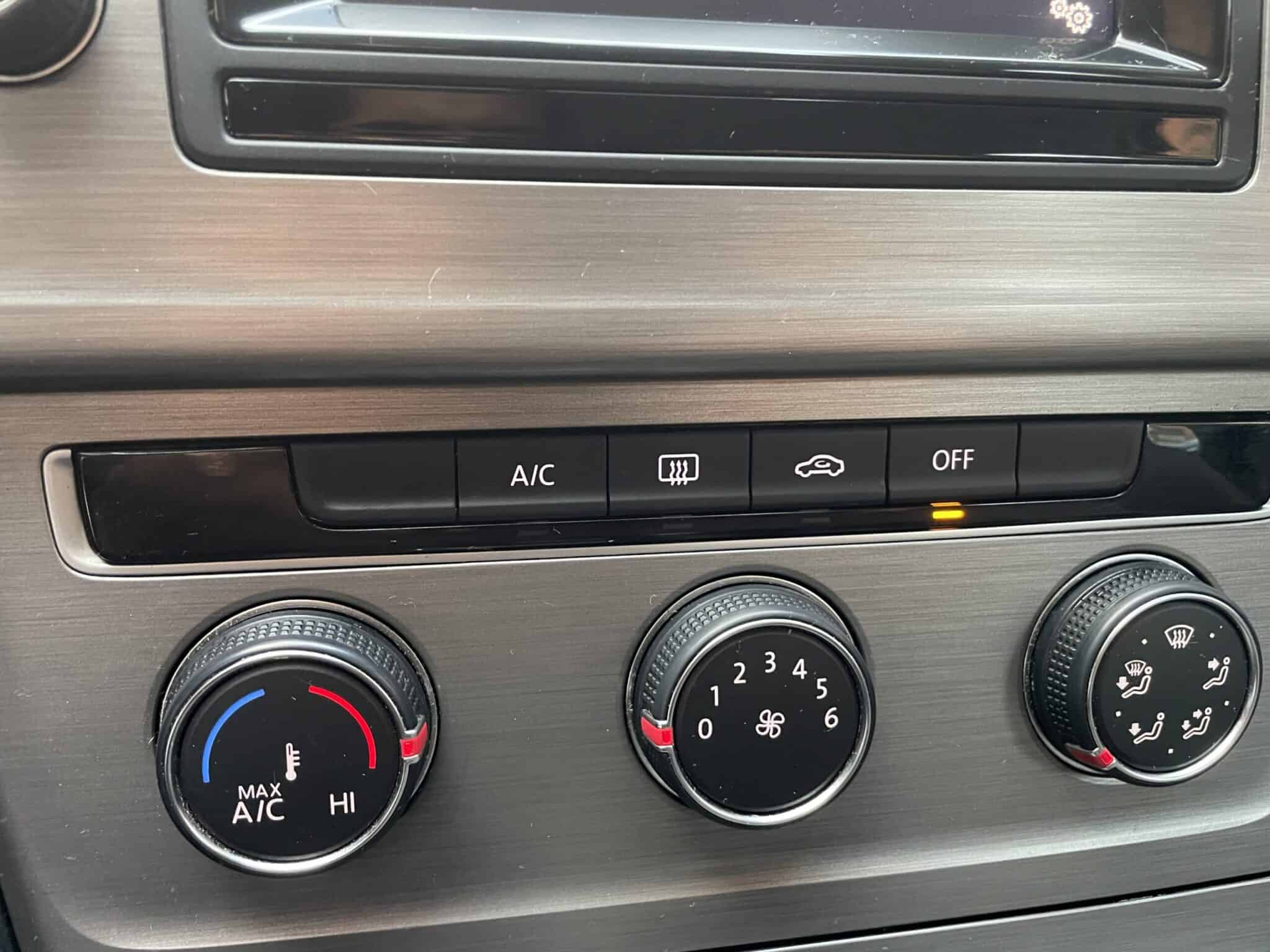 volkswagen-golf-neopatentati-metano-bassi-consumi-25-scaled